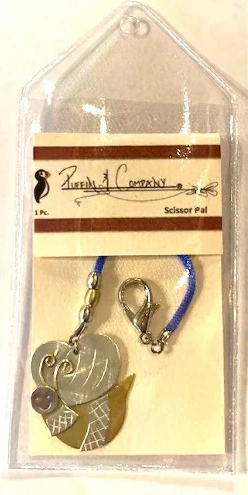 Puffin & Company Scissor Pal Fob - Bee Multicolor 5 Puffin & Company Scissor Pal Fob - Bee Multicolor - Image 3