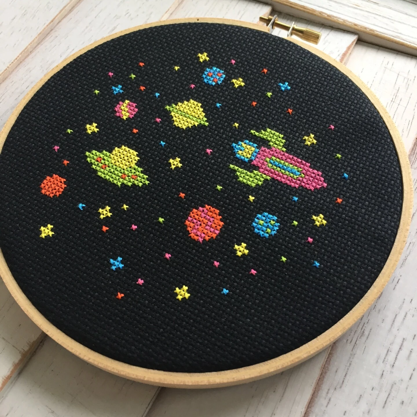 Outer Space Aliens Spaceship Counted Cross Stitch DIY KIT Beginner 4 Outer Space Aliens Spaceship Counted Cross Stitch DIY KIT Beginner - Image 2