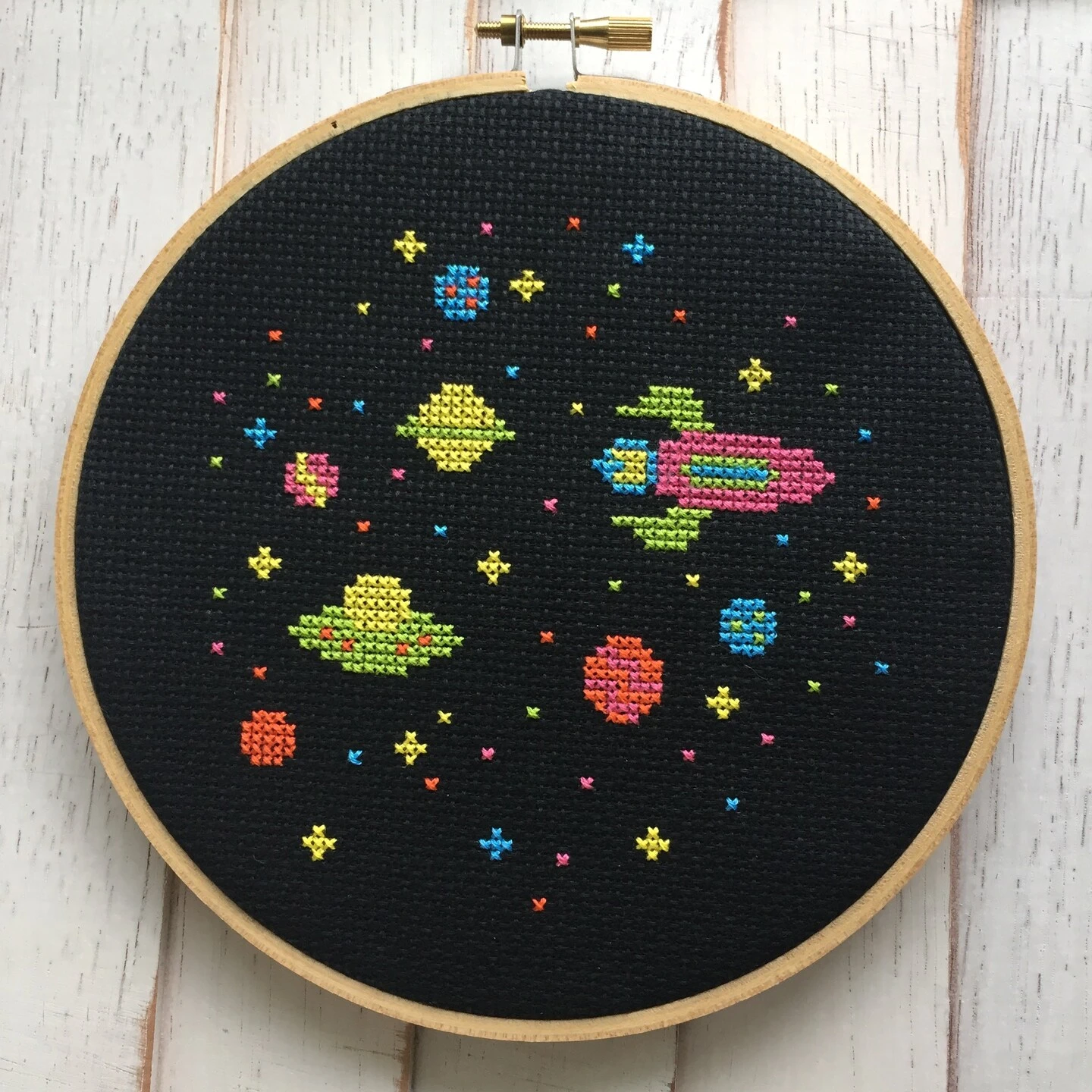 Outer Space Aliens Spaceship Counted Cross Stitch DIY KIT Beginner 9 Outer Space Aliens Spaceship Counted Cross Stitch DIY KIT Beginner - Image 7