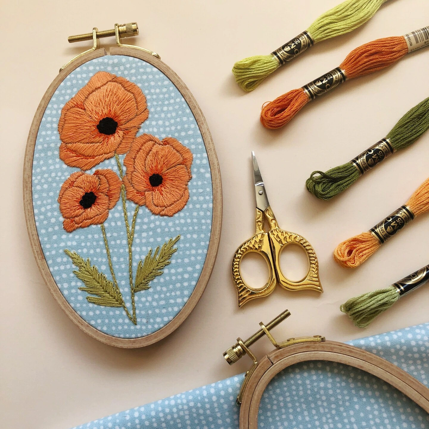 MCreativeJ Poppies - Intermediate Hand Embroidery DIY Craft Kit 13 MCreativeJ Poppies - Intermediate Hand Embroidery DIY Craft Kit - Image 11