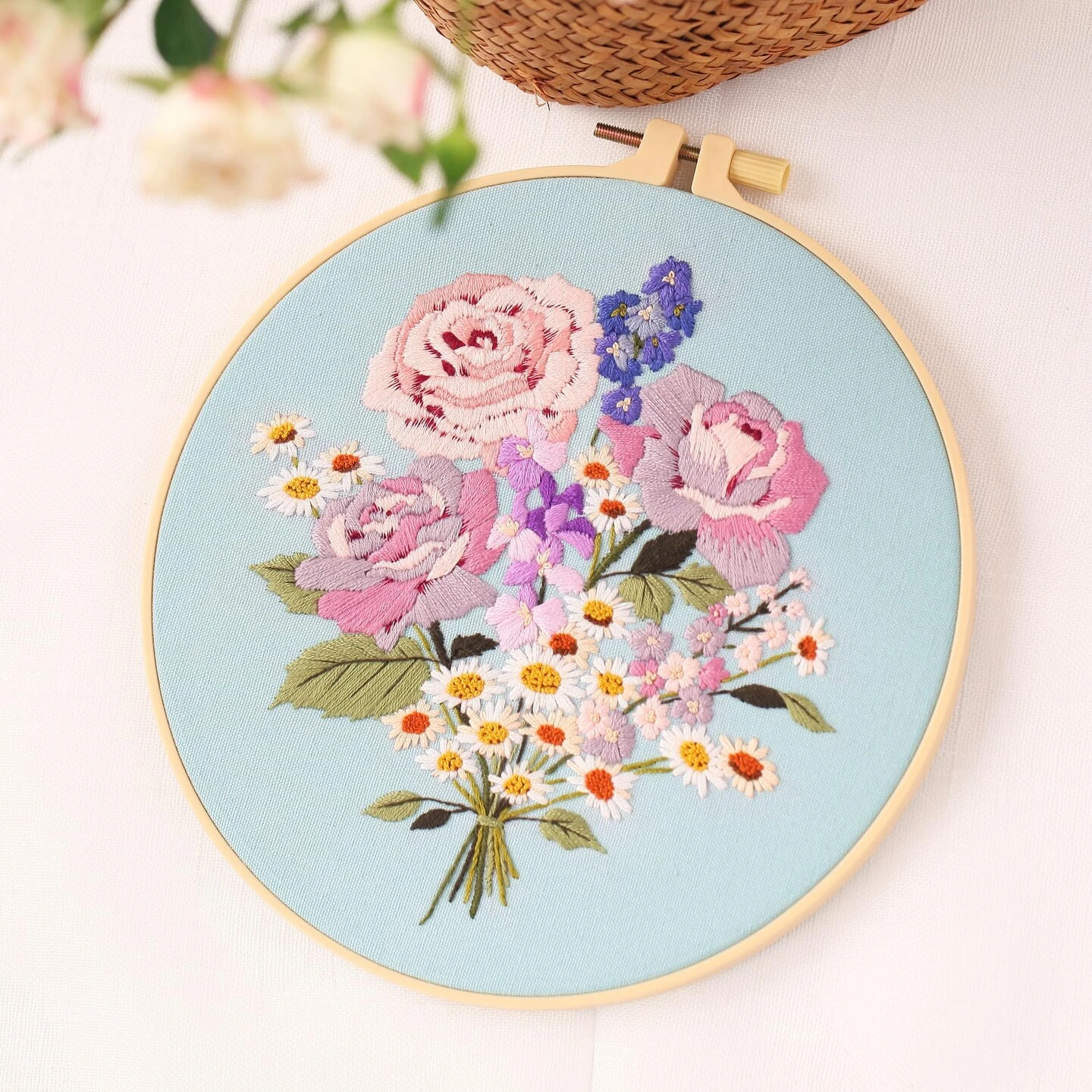 REEWISLY 4pcs Of Embroidery Kit With Patterns And Instructions, DIY Adult Beginner Cross Stitch Kits, Including 2 Plastic Embroidery Rings, 1 Pair Of Scissors, Colored Threads And Needles 5 REEWISLY 4pcs Of Embroidery Kit With Patterns And Instructions, DIY Adult Beginner Cross Stitch Kits, Including 2 Plastic Embroidery Rings, 1 Pair Of Scissors, Colored Threads And Needles - Image 3