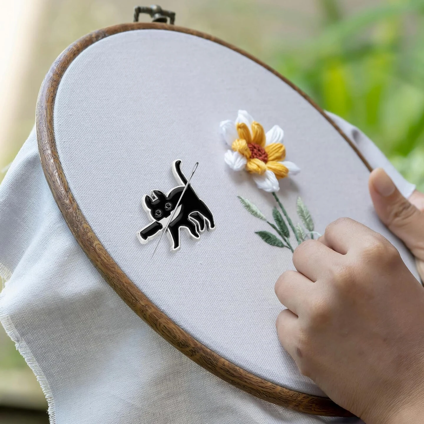 2pcs Funny Black Cat Needle Minder, Needle Minder Magnet, Magnetic Needle Nanny Needlework Accessories 13 2pcs Funny Black Cat Needle Minder, Needle Minder Magnet, Magnetic Needle Nanny Needlework Accessories - Image 11