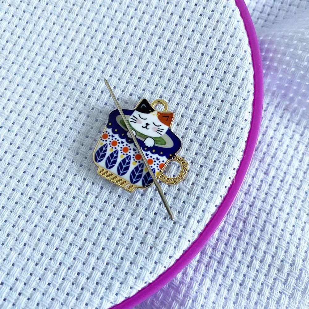2 Pieces Needle Minder Cartoon Cup Cat Cute Needle Holders Magnet For Modern Cross Stitch Embroidery Accessories 6 2 Pieces Needle Minder Cartoon Cup Cat Cute Needle Holders Magnet For Modern Cross Stitch Embroidery Accessories - Image 4
