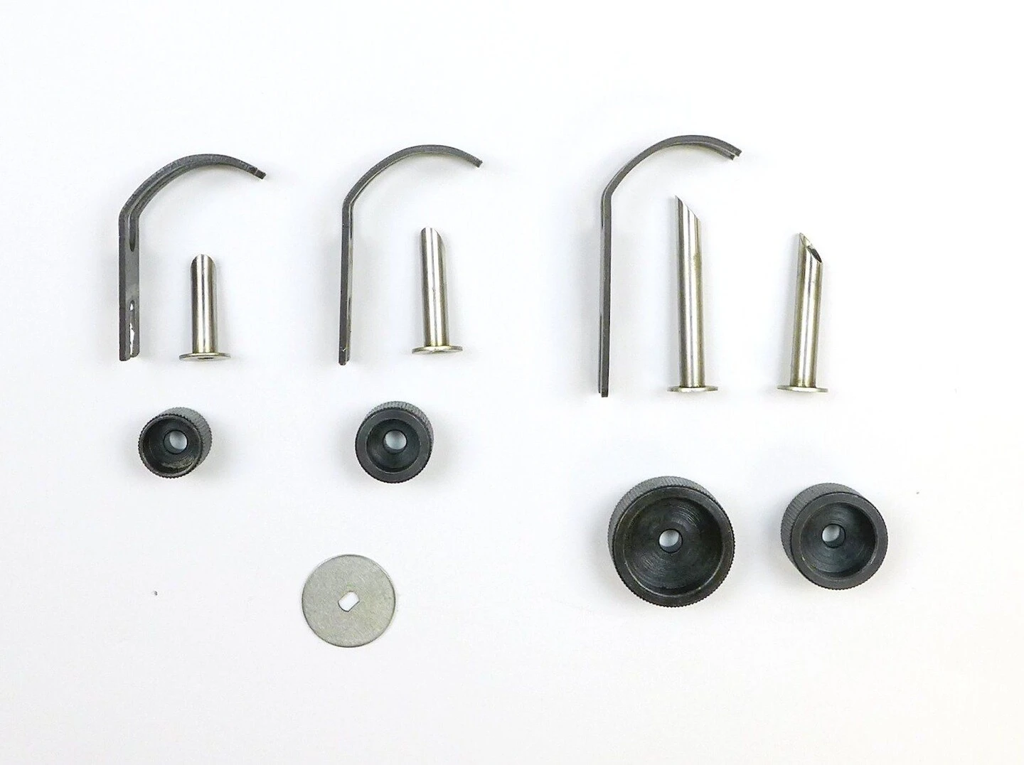 AK-III Industrial Tufting Machine 8 AK-III Industrial Tufting Machine - Image 6