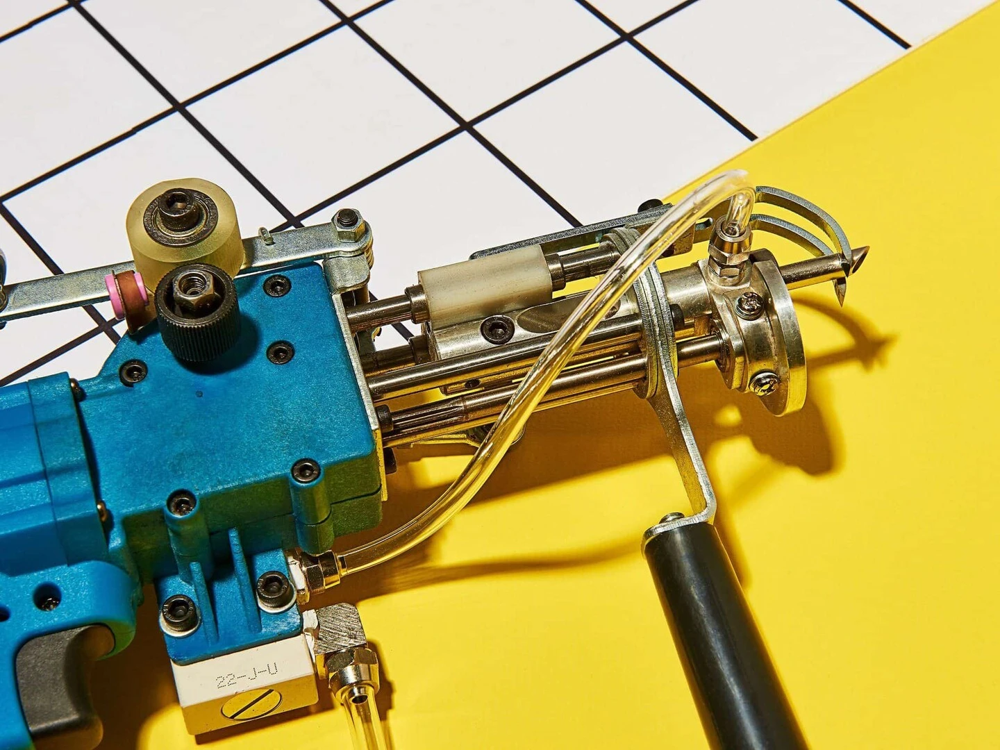 AK-III Industrial Tufting Machine 4 AK-III Industrial Tufting Machine - Image 2