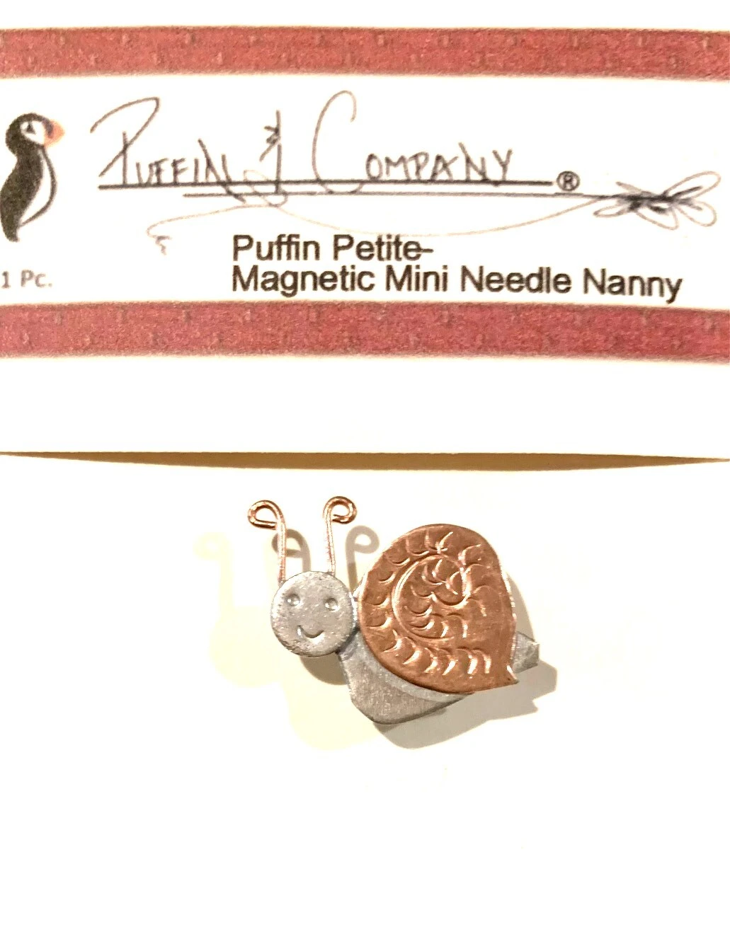 Puffin & Company Mini Needle Nanny - Happy Snail Multicolor 5 Puffin & Company Mini Needle Nanny - Happy Snail Multicolor - Image 3